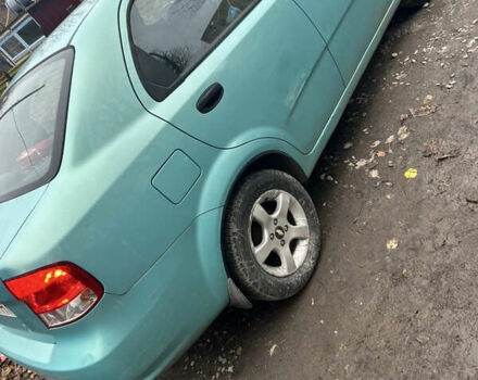 Зеленый Шевроле Авео, объемом двигателя 1.5 л и пробегом 260 тыс. км за 2500 $, фото 3 на Automoto.ua