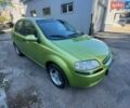 Зеленый Шевроле Авео, объемом двигателя 1.5 л и пробегом 180 тыс. км за 2999 $, фото 1 на Automoto.ua