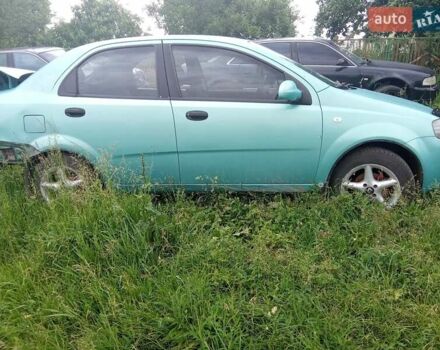 Зеленый Шевроле Авео, объемом двигателя 1.5 л и пробегом 100 тыс. км за 1500 $, фото 4 на Automoto.ua
