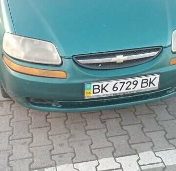 Зеленый Шевроле Авео, объемом двигателя 1.6 л и пробегом 260 тыс. км за 2350 $, фото 1 на Automoto.ua