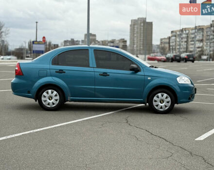 Зеленый Шевроле Авео, объемом двигателя 1.5 л и пробегом 198 тыс. км за 3999 $, фото 2 на Automoto.ua