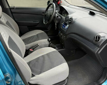 Зеленый Шевроле Авео, объемом двигателя 1.5 л и пробегом 198 тыс. км за 3999 $, фото 25 на Automoto.ua