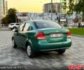 Зеленый Шевроле Авео, объемом двигателя 1.5 л и пробегом 237 тыс. км за 2999 $, фото 1 на Automoto.ua