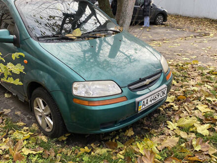 Зеленый Шевроле Авео, объемом двигателя 1.5 л и пробегом 400 тыс. км за 999 $, фото 1 на Automoto.ua