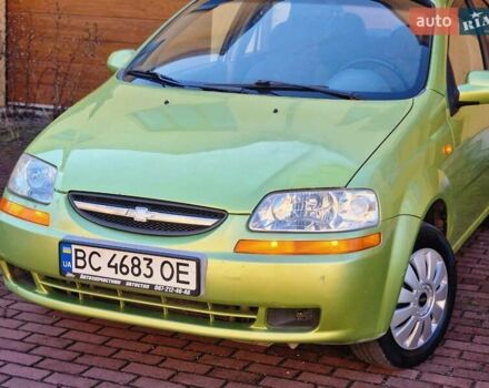 Зеленый Шевроле Авео, объемом двигателя 1.5 л и пробегом 223 тыс. км за 1850 $, фото 1 на Automoto.ua