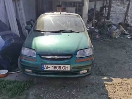 Зеленый Шевроле Авео, объемом двигателя 1.5 л и пробегом 214 тыс. км за 1900 $, фото 1 на Automoto.ua