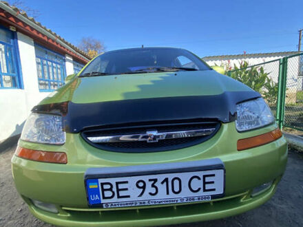 Зеленый Шевроле Авео, объемом двигателя 1.5 л и пробегом 201 тыс. км за 3200 $, фото 1 на Automoto.ua