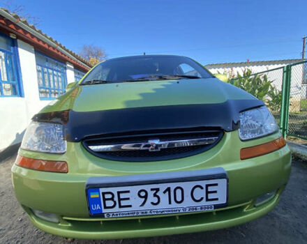 Зеленый Шевроле Авео, объемом двигателя 1.5 л и пробегом 201 тыс. км за 3200 $, фото 1 на Automoto.ua