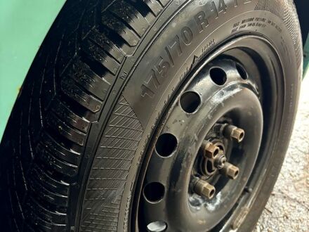 Шевроле Авео 2005 в Сумах на Automoto.ua Зеленый Шевроле Авео, объемом двигателя 1.5 л и пробегом 158 тыс. км за 3200 $, фото 1 на Automoto.ua