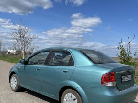 Зелений Шевроле Авео, об'ємом двигуна 1.5 л та пробігом 250 тис. км за 2500 $, фото 1 на Automoto.ua