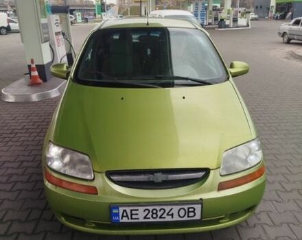 Зеленый Шевроле Авео, объемом двигателя 1.5 л и пробегом 500 тыс. км за 2500 $, фото 1 на Automoto.ua