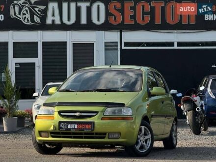 Зеленый Шевроле Авео, объемом двигателя 1.5 л и пробегом 170 тыс. км за 3800 $, фото 1 на Automoto.ua