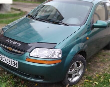 Зеленый Шевроле Авео, объемом двигателя 1.5 л и пробегом 270 тыс. км за 2500 $, фото 1 на Automoto.ua