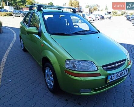 Зелений Шевроле Авео, об'ємом двигуна 1.5 л та пробігом 300 тис. км за 1850 $, фото 1 на Automoto.ua