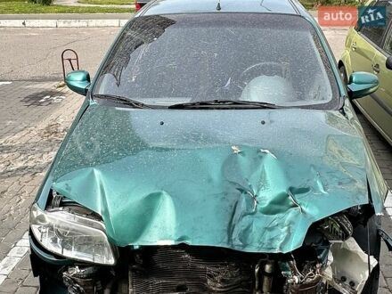 Зеленый Шевроле Авео, объемом двигателя 0 л и пробегом 310 тыс. км за 1500 $, фото 1 на Automoto.ua