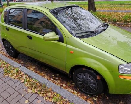 Зеленый Шевроле Авео, объемом двигателя 1.5 л и пробегом 290 тыс. км за 1350 $, фото 1 на Automoto.ua