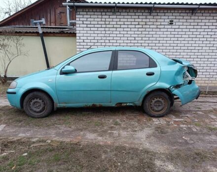 Зеленый Шевроле Авео, объемом двигателя 1.5 л и пробегом 170 тыс. км за 1200 $, фото 1 на Automoto.ua