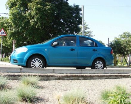 Зелений Шевроле Авео, об'ємом двигуна 1.5 л та пробігом 220 тис. км за 3800 $, фото 1 на Automoto.ua