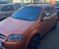 Оранжевый Шевроле Авео, объемом двигателя 1.5 л и пробегом 316 тыс. км за 2700 $, фото 1 на Automoto.ua