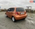 Оранжевый Шевроле Авео, объемом двигателя 1.5 л и пробегом 248 тыс. км за 3550 $, фото 4 на Automoto.ua