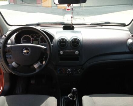 Оранжевый Шевроле Авео, объемом двигателя 1.5 л и пробегом 250 тыс. км за 3150 $, фото 4 на Automoto.ua