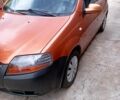 Оранжевый Шевроле Авео, объемом двигателя 0 л и пробегом 217 тыс. км за 3200 $, фото 2 на Automoto.ua