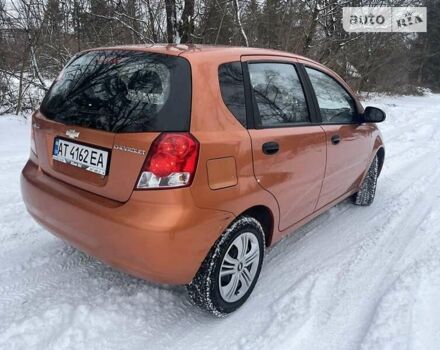 Оранжевый Шевроле Авео, объемом двигателя 1.4 л и пробегом 157 тыс. км за 3500 $, фото 2 на Automoto.ua