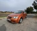 Помаранчевий Шевроле Авео, об'ємом двигуна 1.5 л та пробігом 202 тис. км за 3250 $, фото 1 на Automoto.ua