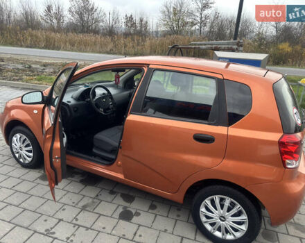 Оранжевый Шевроле Авео, объемом двигателя 1.15 л и пробегом 167 тыс. км за 2700 $, фото 3 на Automoto.ua
