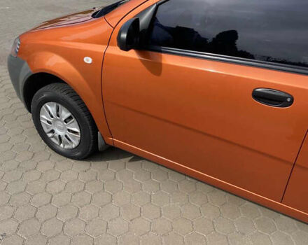 Оранжевый Шевроле Авео, объемом двигателя 1.5 л и пробегом 110 тыс. км за 3300 $, фото 3 на Automoto.ua
