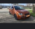 Оранжевый Шевроле Авео, объемом двигателя 1 л и пробегом 350 тыс. км за 1700 $, фото 1 на Automoto.ua