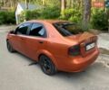 Оранжевый Шевроле Авео, объемом двигателя 1.5 л и пробегом 180 тыс. км за 2500 $, фото 1 на Automoto.ua