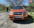Оранжевый Шевроле Авео, объемом двигателя 1.5 л и пробегом 180 тыс. км за 2700 $, фото 1 на Automoto.ua