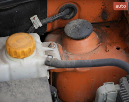 Помаранчевий Шевроле Авео, об'ємом двигуна 1.5 л та пробігом 300 тис. км за 2606 $, фото 2 на Automoto.ua