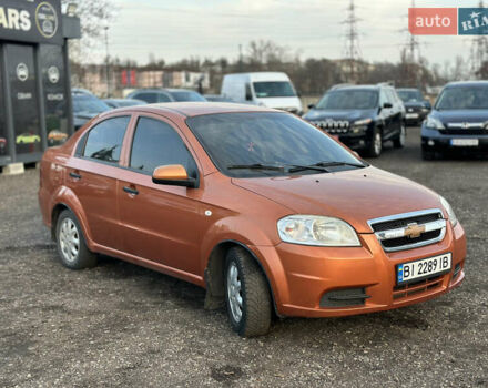 Оранжевый Шевроле Авео, объемом двигателя 1.5 л и пробегом 280 тыс. км за 3700 $, фото 4 на Automoto.ua
