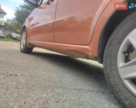 Помаранчевий Шевроле Авео, об'ємом двигуна 1.5 л та пробігом 175 тис. км за 2400 $, фото 8 на Automoto.ua
