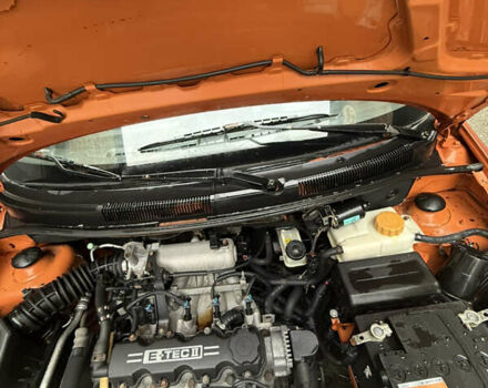 Помаранчевий Шевроле Авео, об'ємом двигуна 1.5 л та пробігом 142 тис. км за 3500 $, фото 11 на Automoto.ua