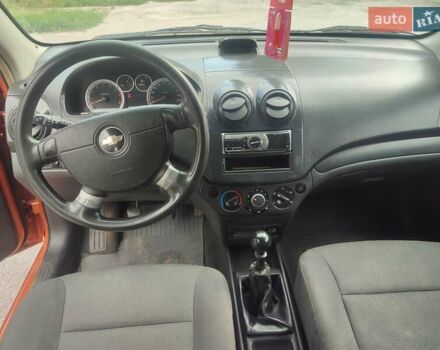 Помаранчевий Шевроле Авео, об'ємом двигуна 1.5 л та пробігом 175 тис. км за 2400 $, фото 7 на Automoto.ua