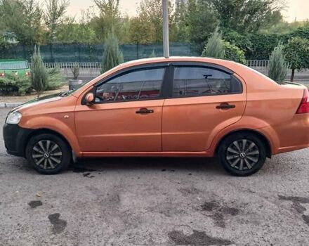 Оранжевый Шевроле Авео, объемом двигателя 1.5 л и пробегом 265 тыс. км за 3200 $, фото 5 на Automoto.ua