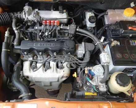 Помаранчевий Шевроле Авео, об'ємом двигуна 1.5 л та пробігом 312 тис. км за 4000 $, фото 5 на Automoto.ua