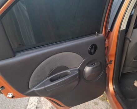 Оранжевый Шевроле Авео, объемом двигателя 1.5 л и пробегом 260 тыс. км за 2600 $, фото 9 на Automoto.ua