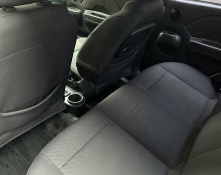 Помаранчевий Шевроле Авео, об'ємом двигуна 1.5 л та пробігом 142 тис. км за 3500 $, фото 7 на Automoto.ua