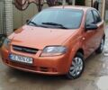 Оранжевый Шевроле Авео, объемом двигателя 1.5 л и пробегом 287 тыс. км за 2750 $, фото 1 на Automoto.ua