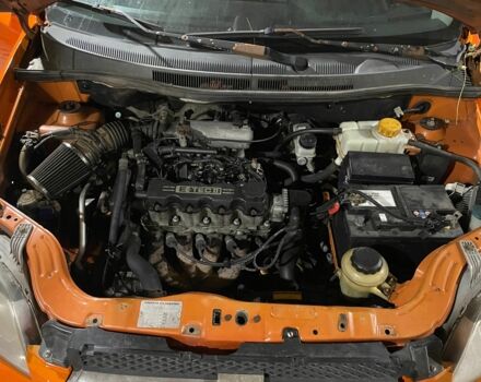 Помаранчевий Шевроле Авео, об'ємом двигуна 1.5 л та пробігом 400 тис. км за 2200 $, фото 10 на Automoto.ua