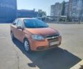Оранжевый Шевроле Авео, объемом двигателя 1.5 л и пробегом 240 тыс. км за 3500 $, фото 3 на Automoto.ua