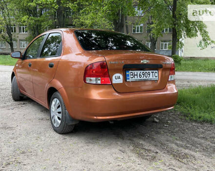 Оранжевый Шевроле Авео, объемом двигателя 1.5 л и пробегом 217 тыс. км за 3300 $, фото 4 на Automoto.ua