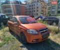 Оранжевый Шевроле Авео, объемом двигателя 1.5 л и пробегом 140 тыс. км за 1500 $, фото 1 на Automoto.ua