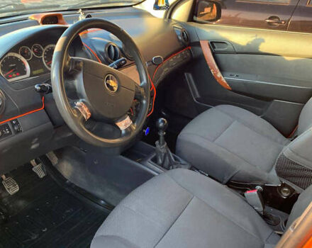 Оранжевый Шевроле Авео, объемом двигателя 1.5 л и пробегом 248 тыс. км за 3500 $, фото 9 на Automoto.ua