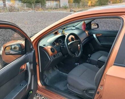 Оранжевый Шевроле Авео, объемом двигателя 1.5 л и пробегом 265 тыс. км за 3200 $, фото 7 на Automoto.ua