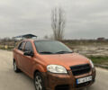 Помаранчевий Шевроле Авео, об'ємом двигуна 1.5 л та пробігом 440 тис. км за 2500 $, фото 1 на Automoto.ua
